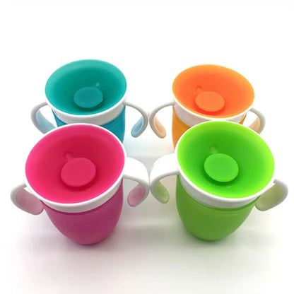 Vaso de aprendizaje para bebés con tapa antiderrame